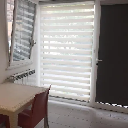 White Home. Casa Relax, Piscina, Free Wi-fi & Posto Auto. * Palermo